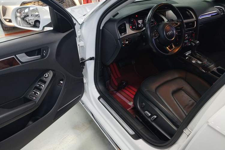 Used Audi A4L 2016 35 TFSI Collector's Edition Automatic Standard Model Driver Seat