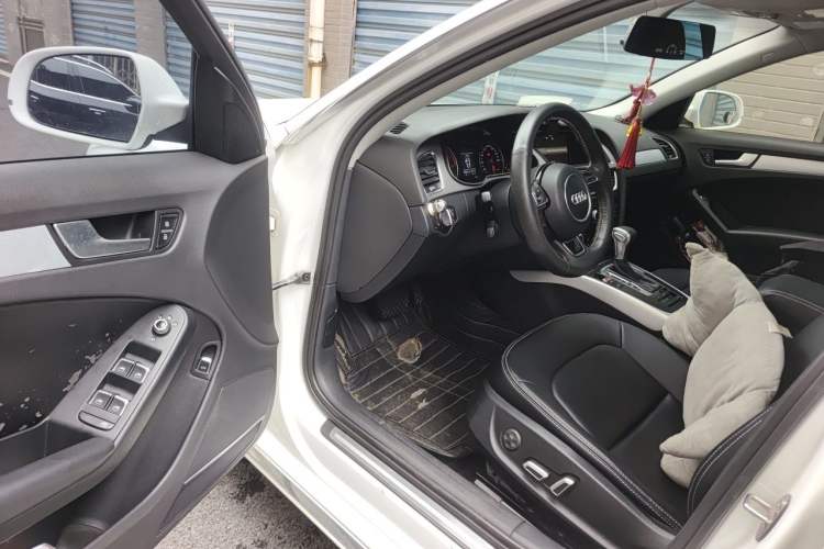 Used Audi A4L 2016 35 TFSI Automatic Standard Model Driver Seat