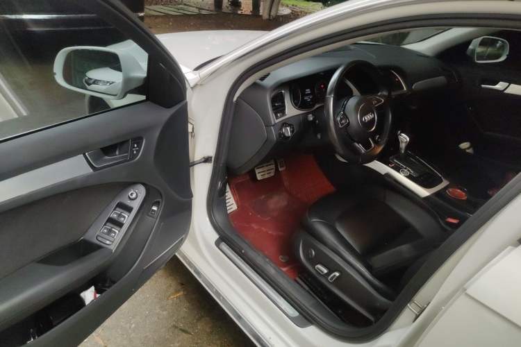 Used Audi A4L 2016 35 TFSI Collector's Edition Automatic Standard Model Driver Seat