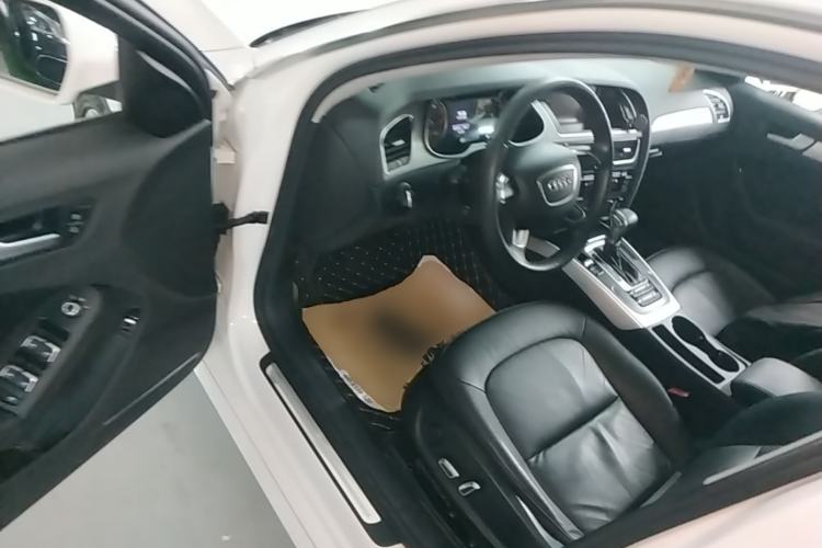 Used Audi A4L 2016 30 TFSI Collector's Edition Automatic Comfort Model Driver Seat