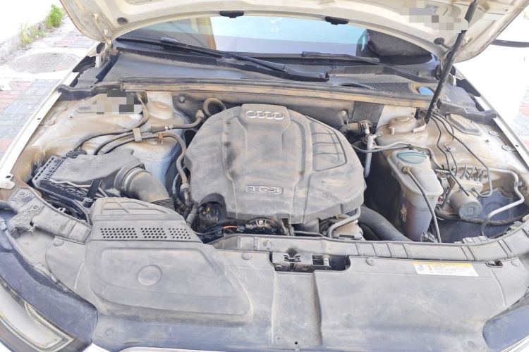 Used Audi A4L 2016 35 TFSI Collector's Edition Automatic Standard Model Engine Bay