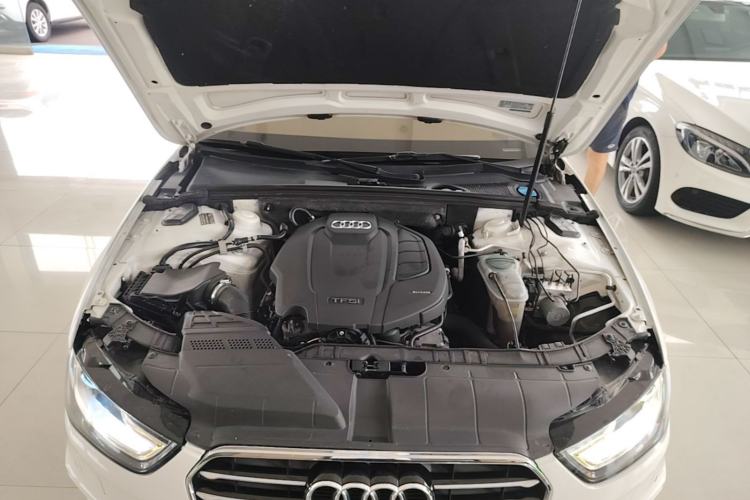 Used Audi A4L 2016 35 TFSI Collection Edition S line Comfort Model Engine Bay