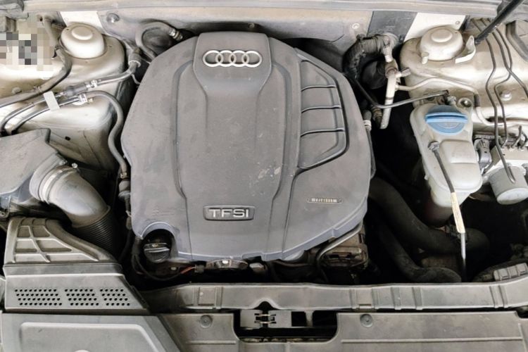 Used Audi A4L 2016 35 TFSI Collector's Edition Automatic Standard Model Engine Bay