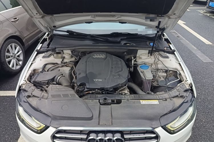 Used Audi A4L 2016 35 TFSI Collector's Edition Automatic Standard Model Engine Bay