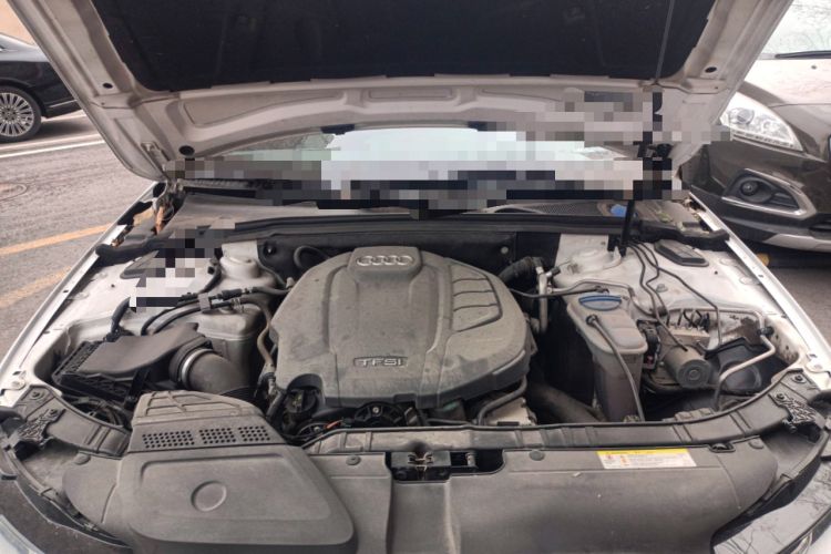 Used Audi A4L 2016 35 TFSI Collection Edition S line Comfort Model Engine Bay