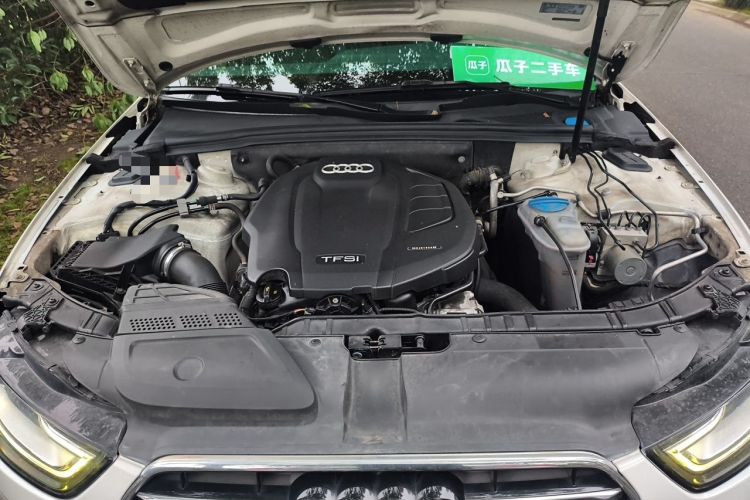 Used Audi A4L 2016 35 TFSI Collector's Edition Automatic Standard Model Engine Bay
