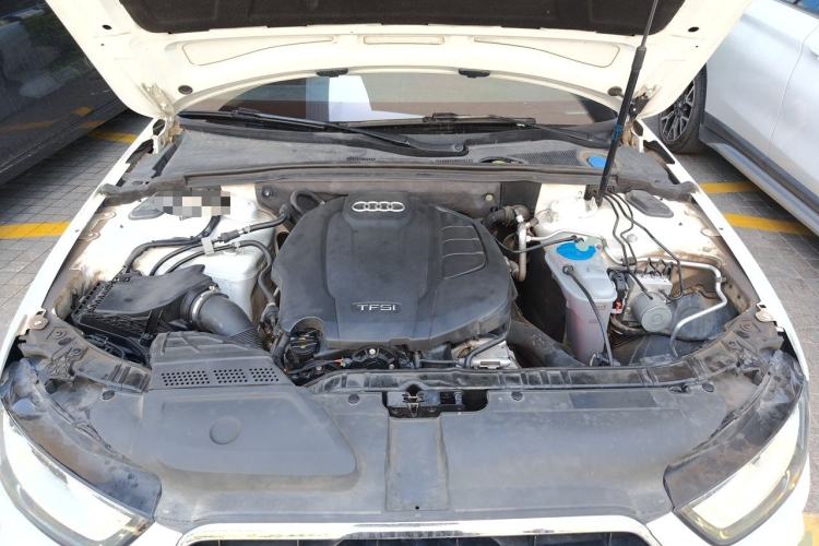 Used Audi A4L 2016 35 TFSI Collection Edition S line Comfort Model Engine Bay