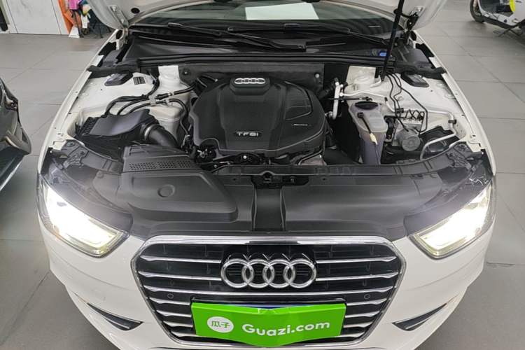 Used Audi A4L 2016 35 TFSI Automatic Comfort Model Engine Bay