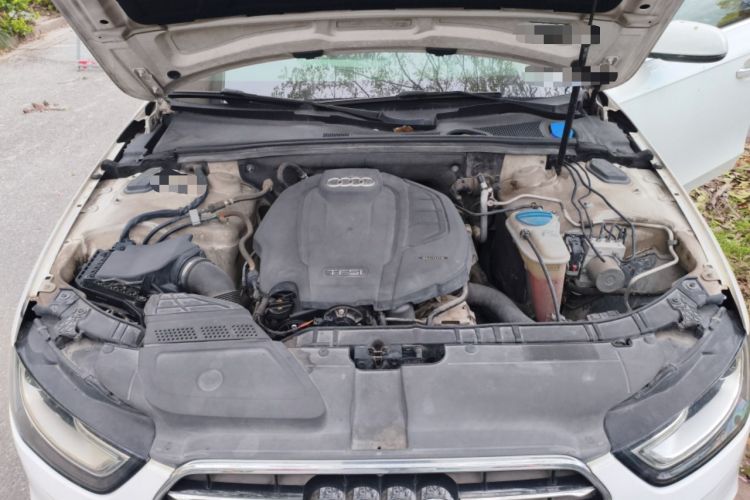Used Audi A4L 2016 35 TFSI Collection Edition S line Comfort Model Engine Bay