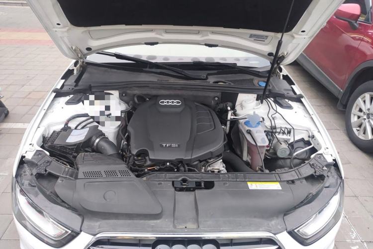 Used Audi A4L 2016 35 TFSI Collector's Edition Automatic Standard Model Engine Bay