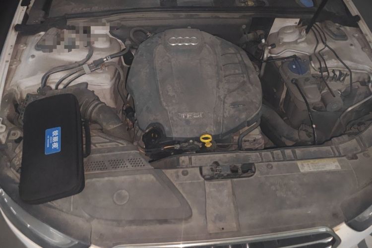 Used Audi A4L 2016 35 TFSI Automatic Comfort Model Engine Bay