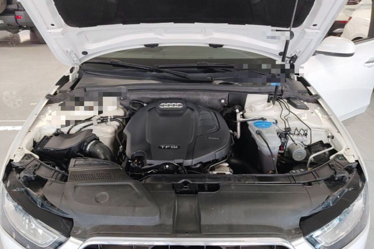 Used Audi A4L 2016 35 TFSI Collector's Edition Automatic Standard Model Engine Bay
