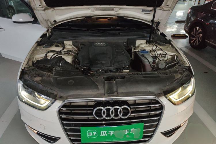 Used Audi A4L 2016 35 TFSI Collector's Edition Automatic Standard Model Engine Bay