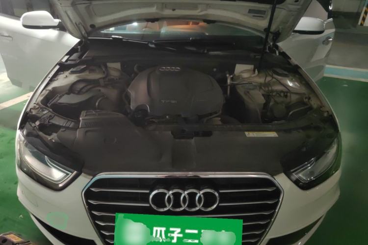 Used Audi A4L 2016 35 TFSI Automatic Sport Edition Engine Bay