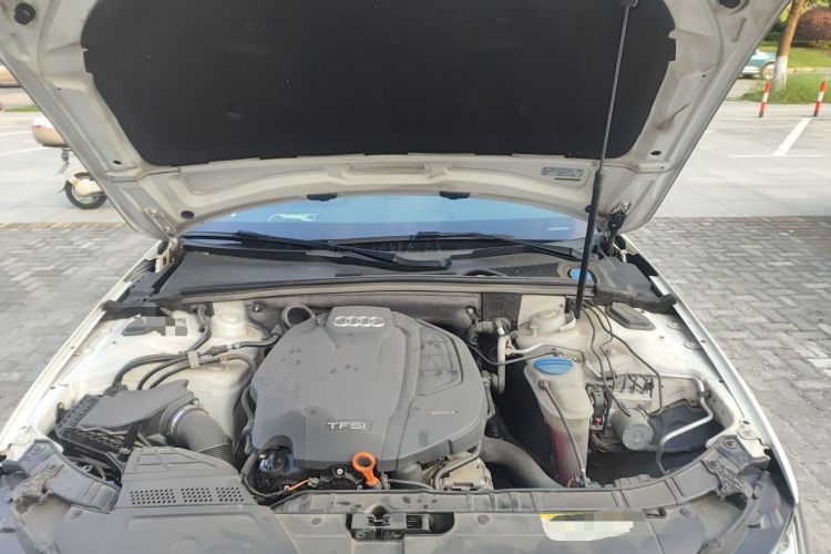 Used Audi A4L 2016 35 TFSI Collection Edition S line Comfort Model Engine Bay