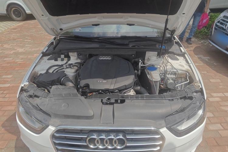 Used Audi A4L 2016 35 TFSI Automatic Comfort Model Engine Bay