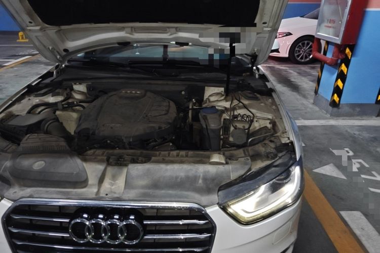 Used Audi A4L 2016 35 TFSI Collector's Edition Automatic Standard Model Engine Bay Left