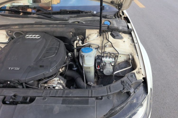 Used Audi A4L 2016 35 TFSI Automatic Comfort Model Engine Bay Left