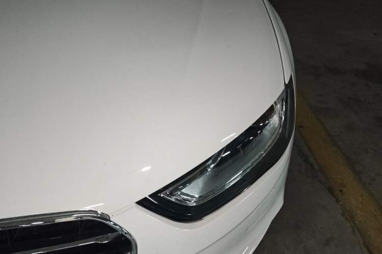 Used Audi A4L 2016 35 TFSI Automatic Standard Model Engine Bay Left