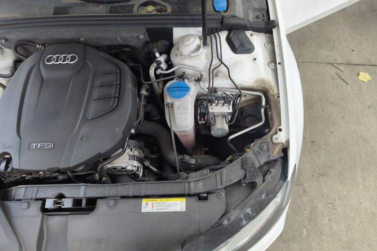 Used Audi A4L 2016 35 TFSI Collection Edition S line Comfort Model Engine Bay Left