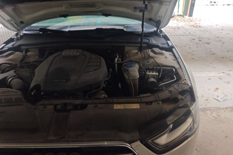 Used Audi A4L 2016 35 TFSI Collector's Edition Automatic Standard Model Engine Bay Left