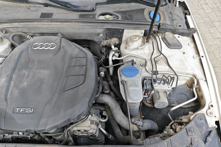 Used Audi A4L 2016 35 TFSI Collector's Edition Automatic Standard Model Engine Bay Left