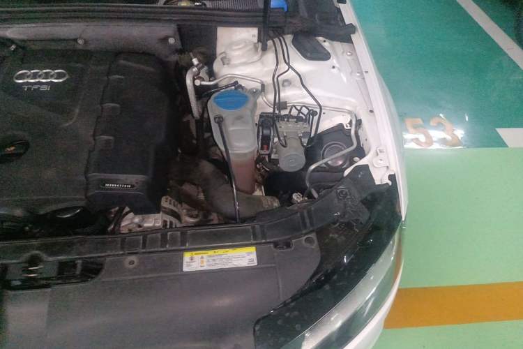 Used Audi A4L 2016 30 TFSI Automatic Comfort Model Engine Bay Left