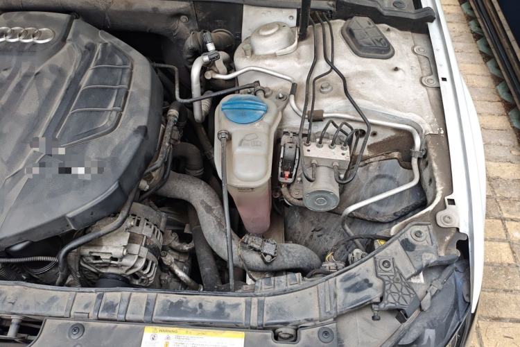 Used Audi A4L 2016 35 TFSI Collection Edition S line Comfort Model Engine Bay Left