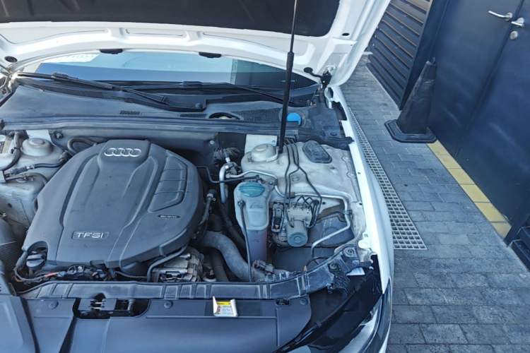 Used Audi A4L 2016 35 TFSI Collection Edition S line Luxury Model Engine Bay Left