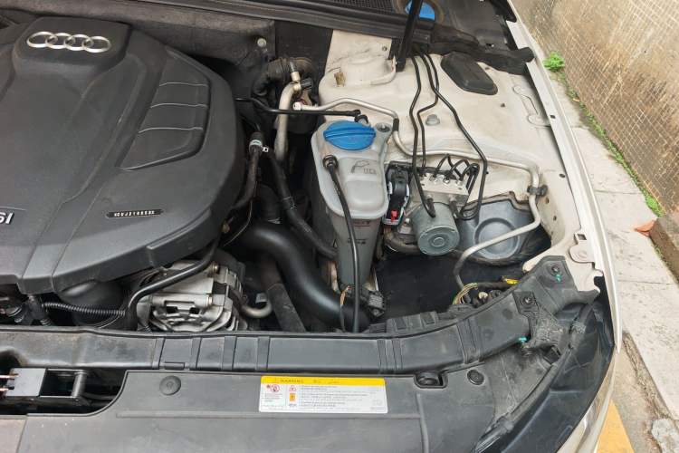 Used Audi A4L 2016 35 TFSI Collection Edition S line Comfort Model Engine Bay Left