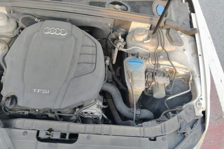 Used Audi A4L 2016 35 TFSI Collection Edition S line Comfort Model Engine Bay Left