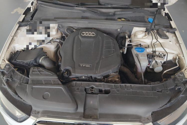 Used Audi A4L 2016 35 TFSI Collector's Edition Automatic Standard Model Engine Bay