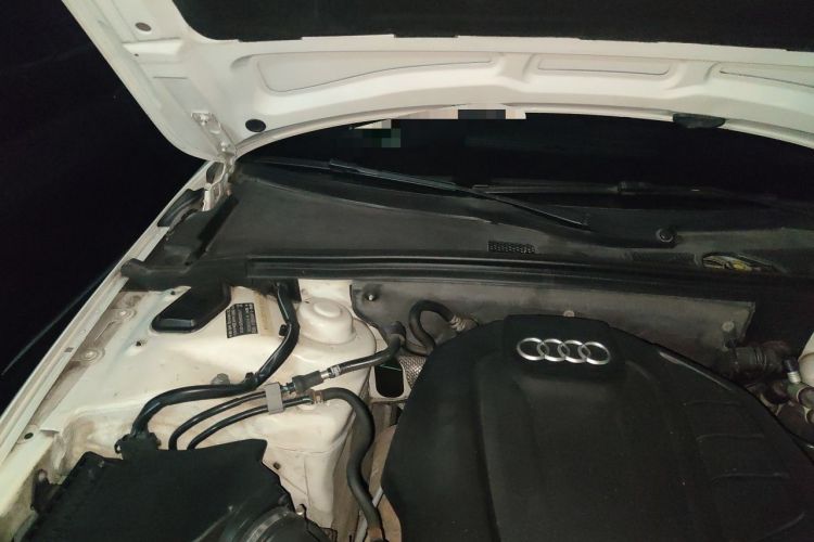 Used Audi A4L 2016 35 TFSI Collector's Edition Automatic Standard Model Engine Bay Right