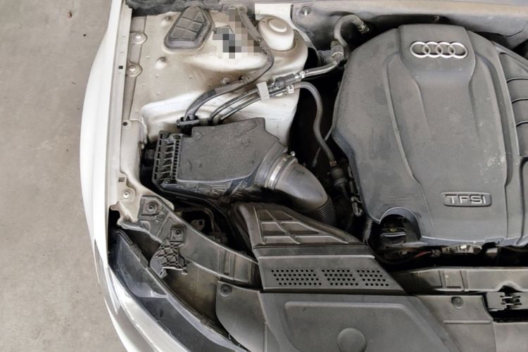 Used Audi A4L 2016 35 TFSI Collector's Edition Automatic Standard Model Engine Bay Right