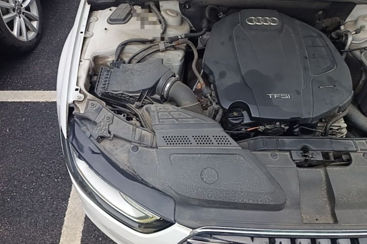 Used Audi A4L 2016 35 TFSI Collector's Edition Automatic Standard Model Engine Bay Right