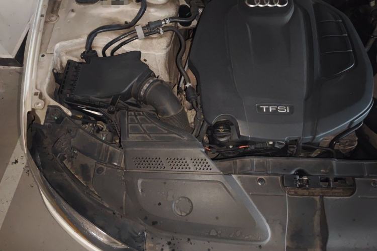 Used Audi A4L 2016 35 TFSI Collection Edition S line Comfort Model Engine Bay Right