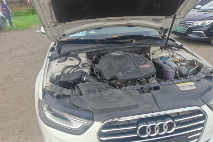 Used Audi A4L 2016 35 TFSI Collector's Edition Automatic Standard Model Engine Bay Right