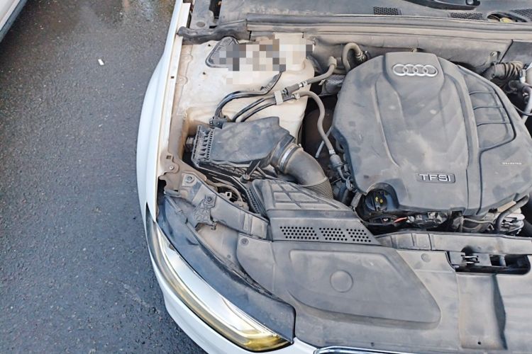 Used Audi A4L 2016 35 TFSI Automatic Standard Model Engine Bay Right