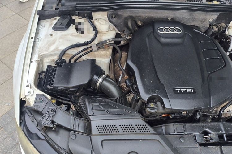 Used Audi A4L 2016 35 TFSI Collector's Edition Automatic Standard Model Engine Bay Right