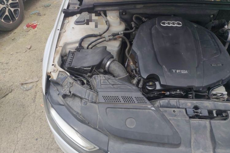 Used Audi A4L 2016 35 TFSI Collector's Edition Automatic Standard Model Engine Bay Right