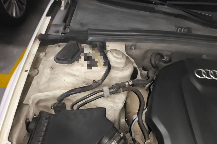 Used Audi A4L 2016 35 TFSI Automatic Comfort Model Engine Bay Right