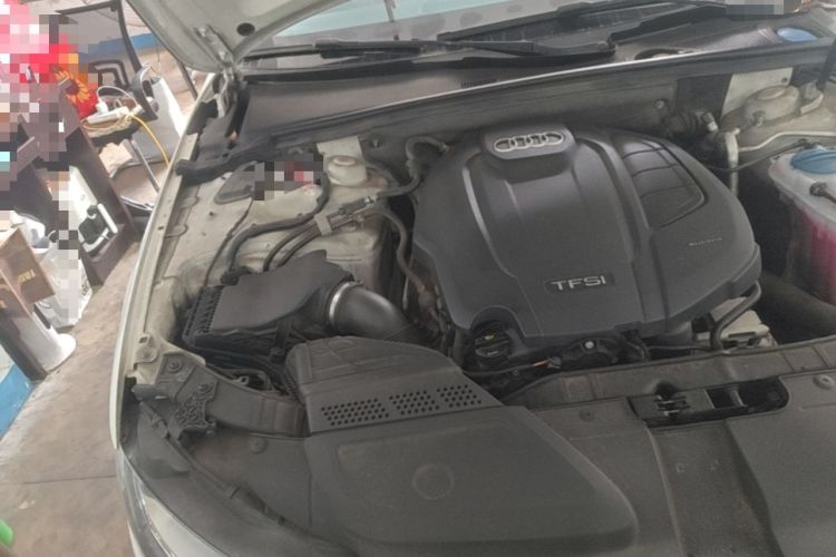 Used Audi A4L 2016 35 TFSI Collector's Edition Automatic Standard Model Engine Bay Right