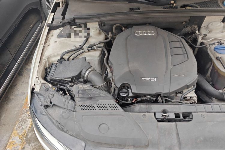 Used Audi A4L 2016 35 TFSI Collector's Edition Automatic Standard Model Engine Bay Right