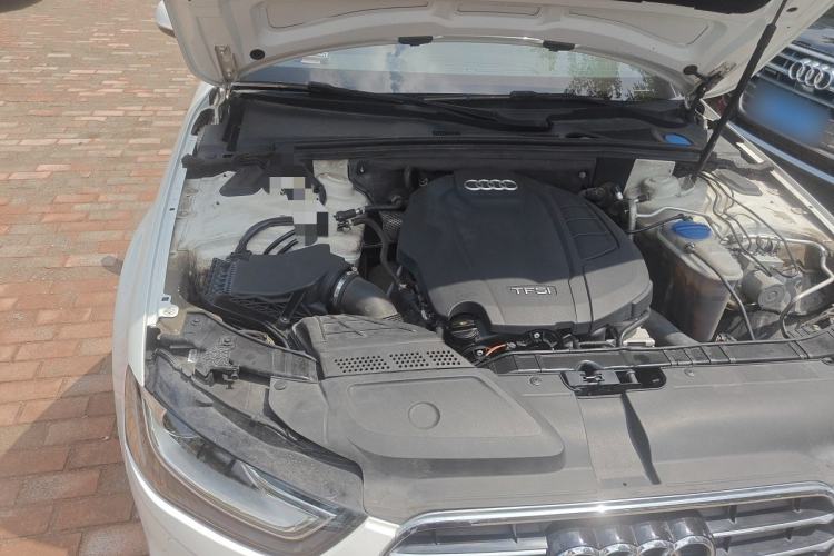 Used Audi A4L 2016 35 TFSI Automatic Comfort Model Engine Bay Right