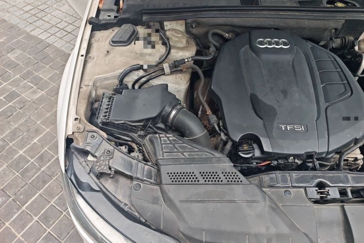 Used Audi A4L 2016 35 TFSI Collector's Edition Automatic Standard Model Engine Bay Right