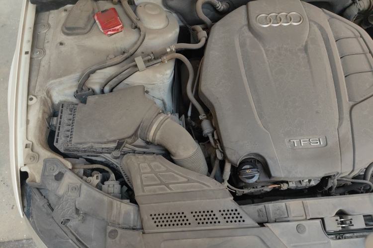 Used Audi A4L 2016 35 TFSI Collector's Edition Automatic Standard Model Engine Bay Right
