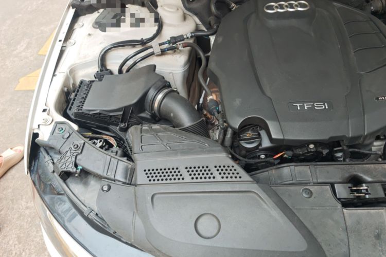 Used Audi A4L 2016 35 TFSI Collection Edition S line Comfort Model Engine Bay Right