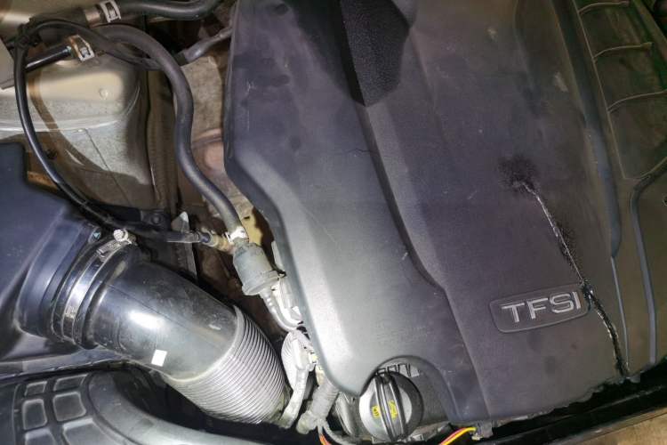 Used Audi A4L 2016 35 TFSI Collector's Edition Automatic Standard Model Engine Bay Right