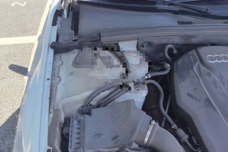 Used Audi A4L 2016 35 TFSI Collector's Edition Automatic Standard Model Engine Bay Right