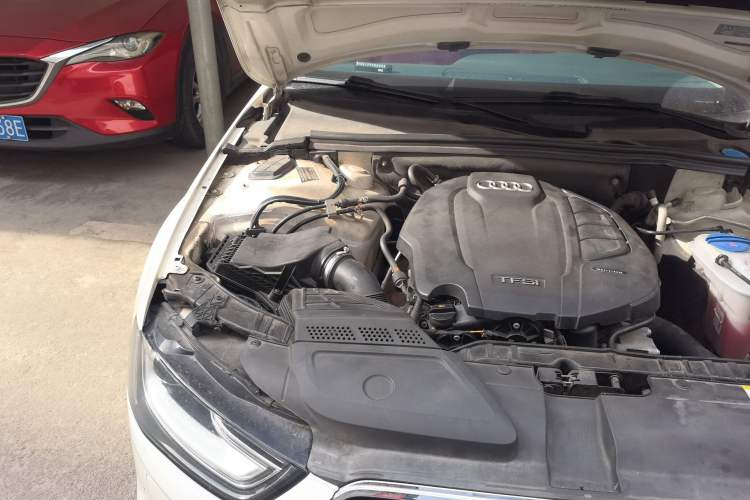 Used Audi A4L 2016 35 TFSI Automatic Standard Model Engine Bay Right